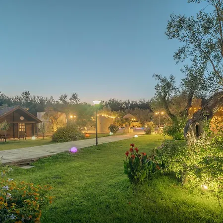 مزرعة للإقامة Masseria San Biagio ميليندونيو